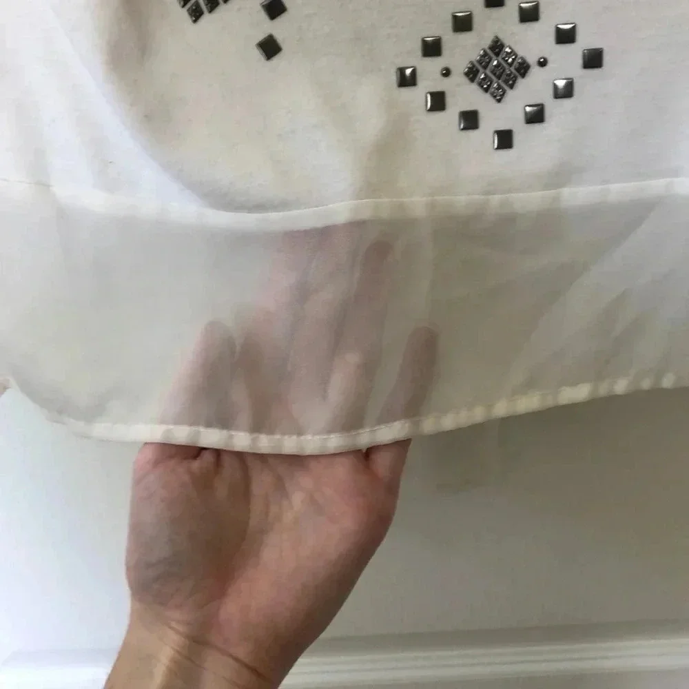 White Flowy Shirt - Picture 4 of 4